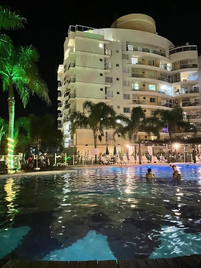 Apartamento de Praia em Condomínio Fechado Penha